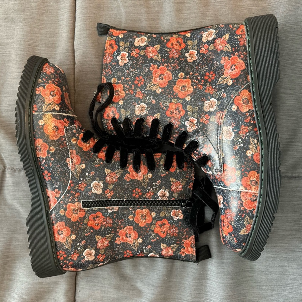 Spellbound soles fall floral faux embroidery combat boot